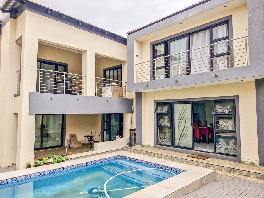 4 Bedroom Property for Sale in Xanadu Eco Park North West